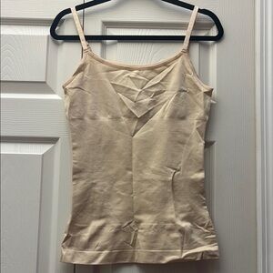 ❤️3 for $15!❤️ UnderOutfit Camisole, 90%nylon, 10%spandex. 2X, style 680